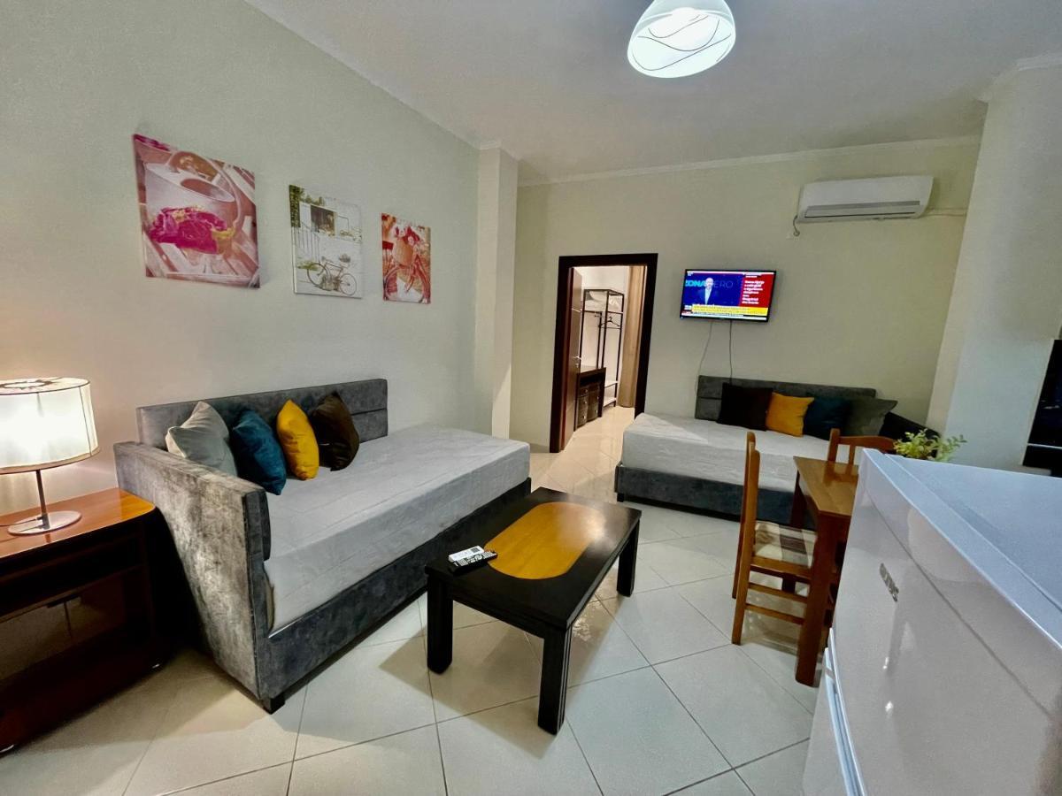 Relax Apts Апартаменти Саранда